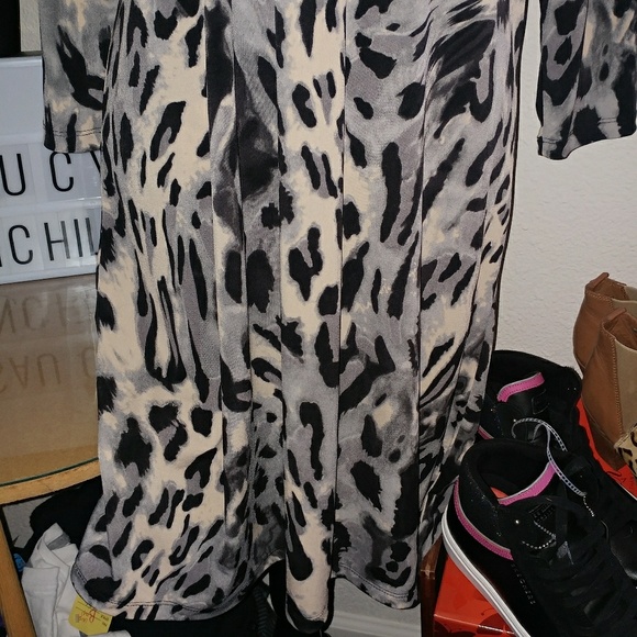 Effortless Style • animal print slip on pullover dress sheath gray career medium - Picture 6 of 16